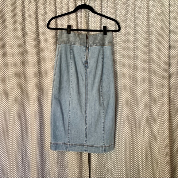 Free People Denim Skirt - Size 0 - Picture 3 of 10